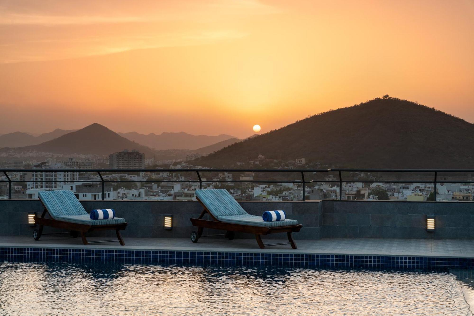 Ramada Encore By Wyndham Udaipur Roopnagar المظهر الخارجي الصورة